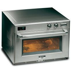 Forno microonde professionale trifase Panasonic PRO 2 NE 2140 da 2100W.